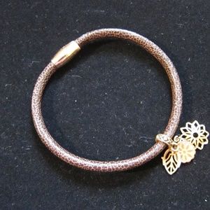 Brown leather bracelet